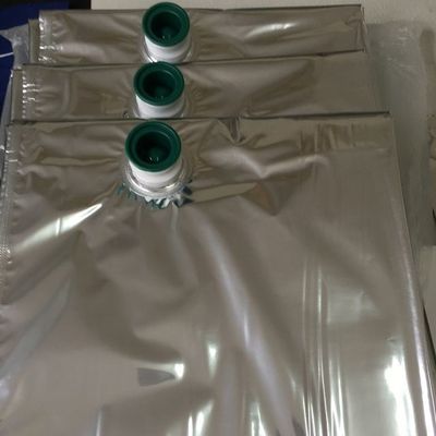 Sac aseptique en boîte Sac d'emballage en papier d'aluminium stratifié 3-25L étanche à la chaleur imperméable à l'humidité pour jus lait purée sauce et boissons