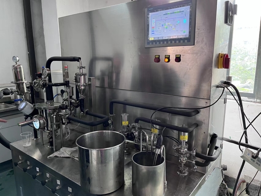 Stérilisateur aseptique VTIS / Stérilisation par traitement flash UHT pour la crème de noix de coco / Laboratoire Uht machine de transformation du lait