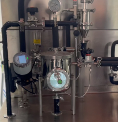 50L/H 5,0Mpa DSI stérilisateur pour le lait / jus / poudre de lait