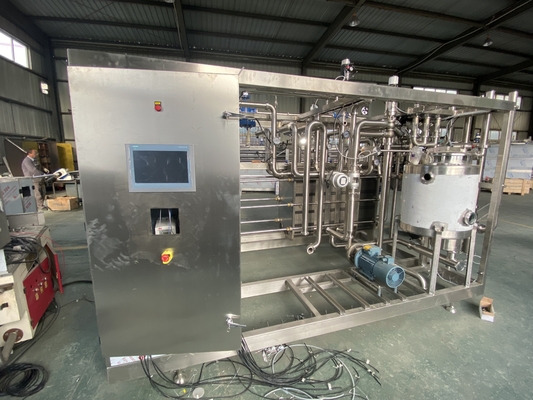 Capacité personnalisable 500-20000 l/h Pasteuriseur pour la ligne de transformation de noix de coco Eau de coco / lait de coco