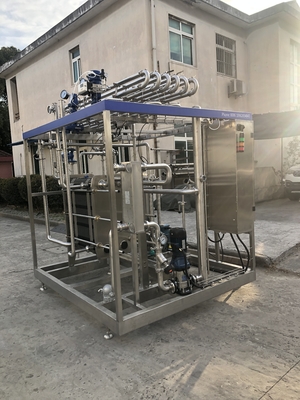Capacité personnalisable 500-20000 l/h Pasteuriseur pour la ligne de transformation de noix de coco Eau de coco / lait de coco