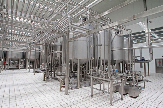Optimisation de la ligne de production de lait pasteurisé avec solution de projet clé en main Machine de lait pasteurisé personnalisée 0,5 à 2 T / H