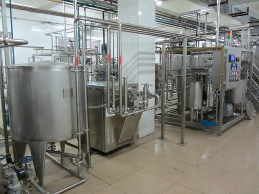 Optimisation de la ligne de production de lait pasteurisé avec solution de projet clé en main Machine de lait pasteurisé personnalisée 0,5 à 2 T / H