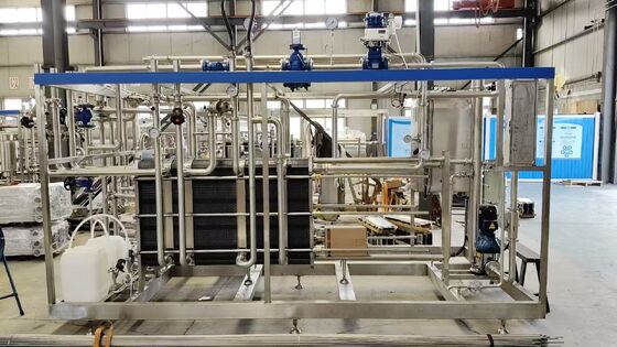 Équipement de pasteurisation en acier inoxydable à haut rendement contrôlé par PLC 500L-5000L/H 72-75 Jus Pasteuriseur de lait Plaque