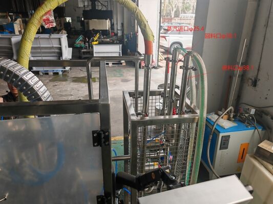 Précision ± 0,5% Machine de remplissage à sacs en boîte fonctionnant à une pression d'air de 0,6 à 0,8 MPa Idéal pour une distribution de liquide précise